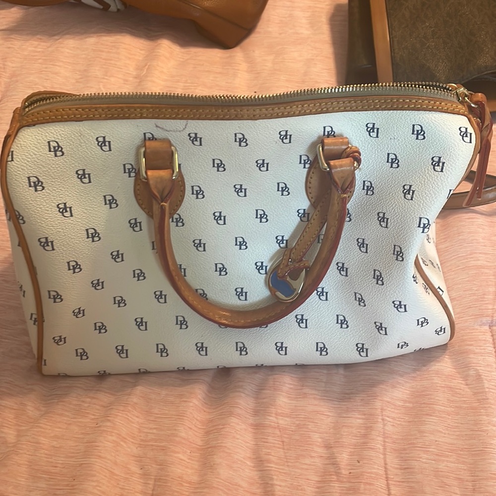 Dooney and Bourke purse